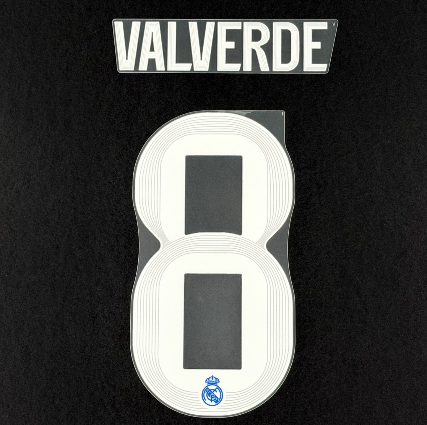 2025 2026 REAL MADRID VALVERDE 8 OFFICIAL 3RD KIDS SIZE NAMESET