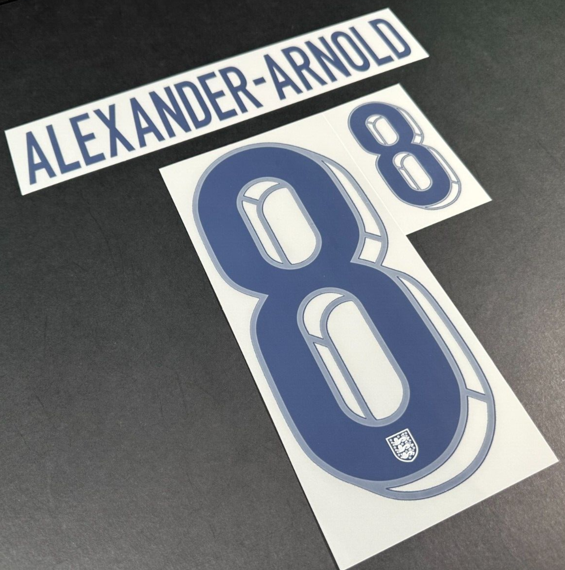 ENGLAND 2024-2025 OFFICIAL SPORTING ID ALEXANDER - ARNOLD 8 HOME PLAYER SIZE
