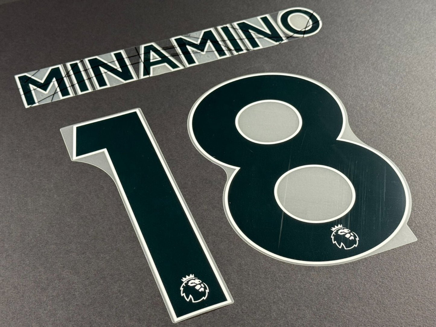 LIVERPOOL 2021 2022 MINAMINO 18 OFFICIAL AVERY BLACK PLAYER SIZE NAME SET