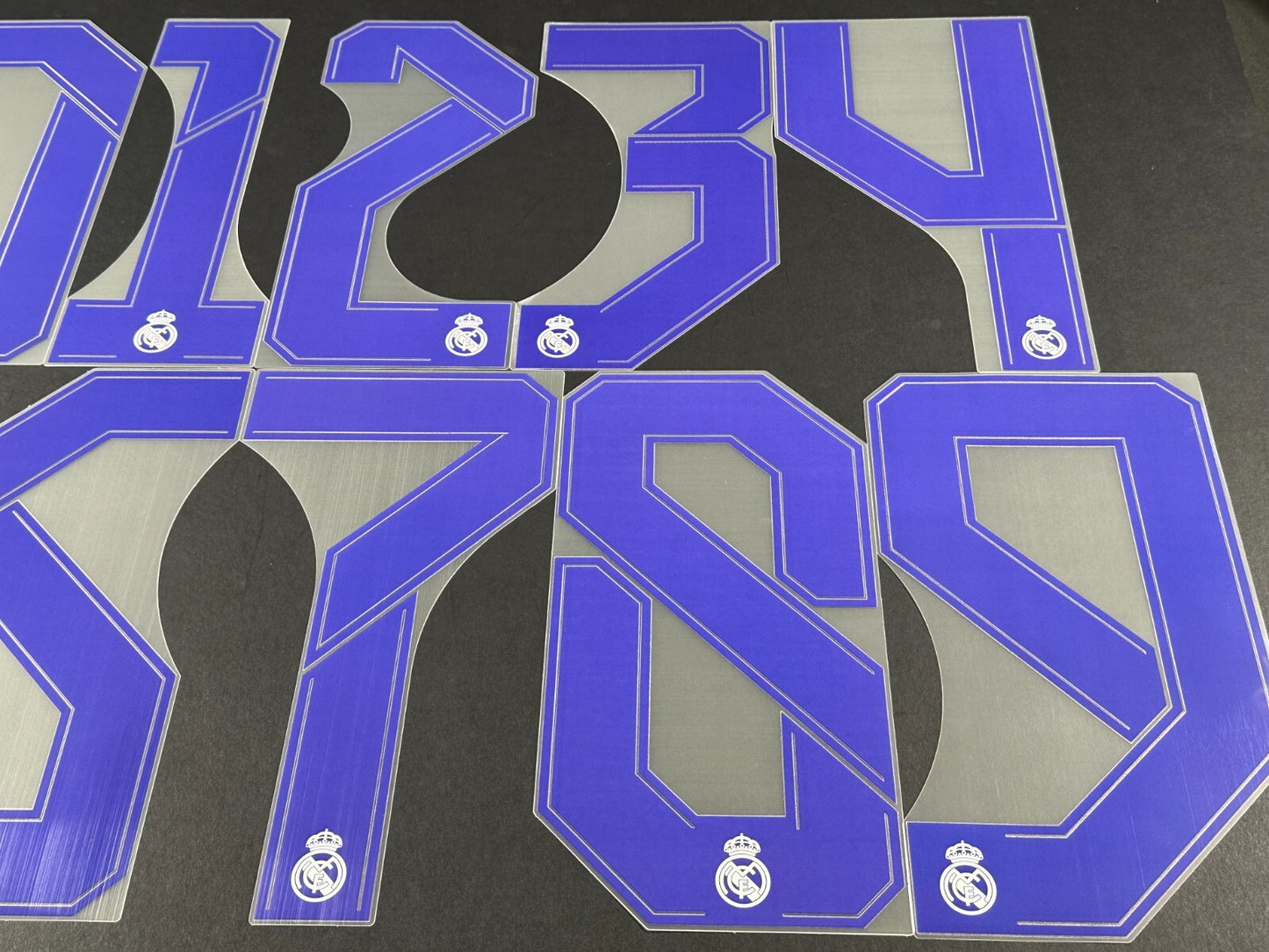2021 2022 OFFICIAL AVERY DENNISON REAL MADRID HOME PLAYER SIZE NUMBERS