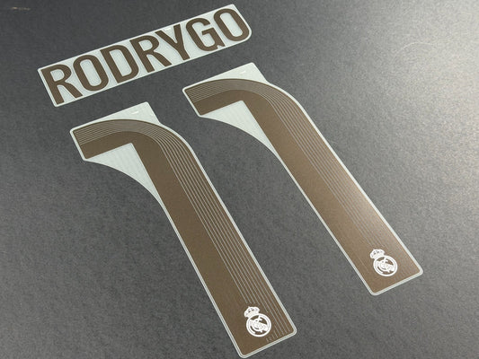 2025 2026 REAL MADRID RODRYGO 11 OFFICIAL HOME PLAYER SIZE NAME SET