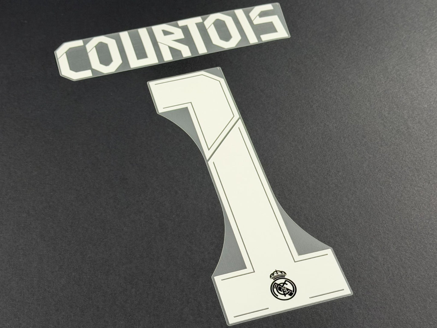 2021 2022 REAL MADRID COURTOIS 1 WHITE AWAY 3RD PLAYER SIZE NAMESET 260MM