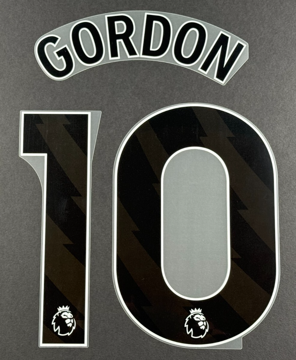 NEWCASTLE 2025 2026 GORDON 10 OFFICIAL AVERY DENNISON BLACK PLAYER SIZE NAME SET