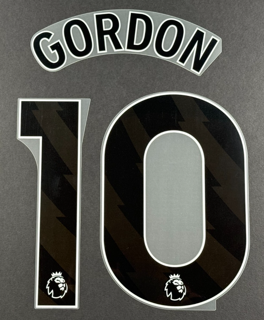 NEWCASTLE 2025 2026 GORDON 10 OFFICIAL AVERY DENNISON BLACK PLAYER SIZE NAME SET