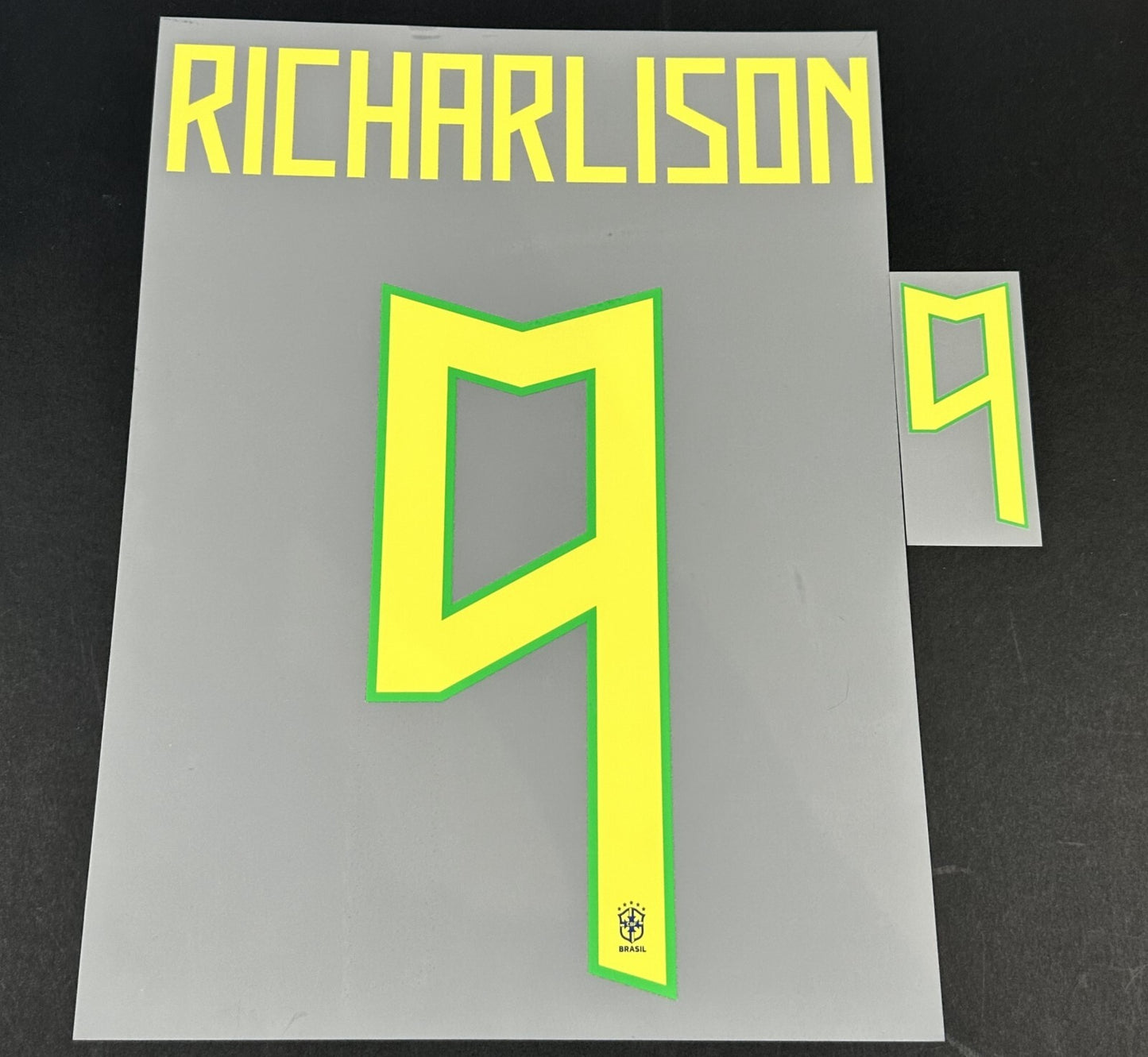 BRAZIL 2022 2023 OFFICIAL RICHARLISON 9 AWAY PLAYER SIZE NAMESET