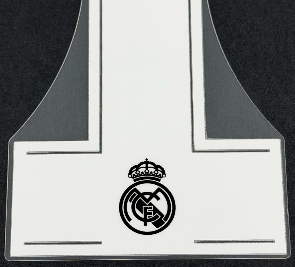 2021 2022 REAL MADRID COURTOIS 1 WHITE AWAY 3RD PLAYER SIZE NAMESET 260MM