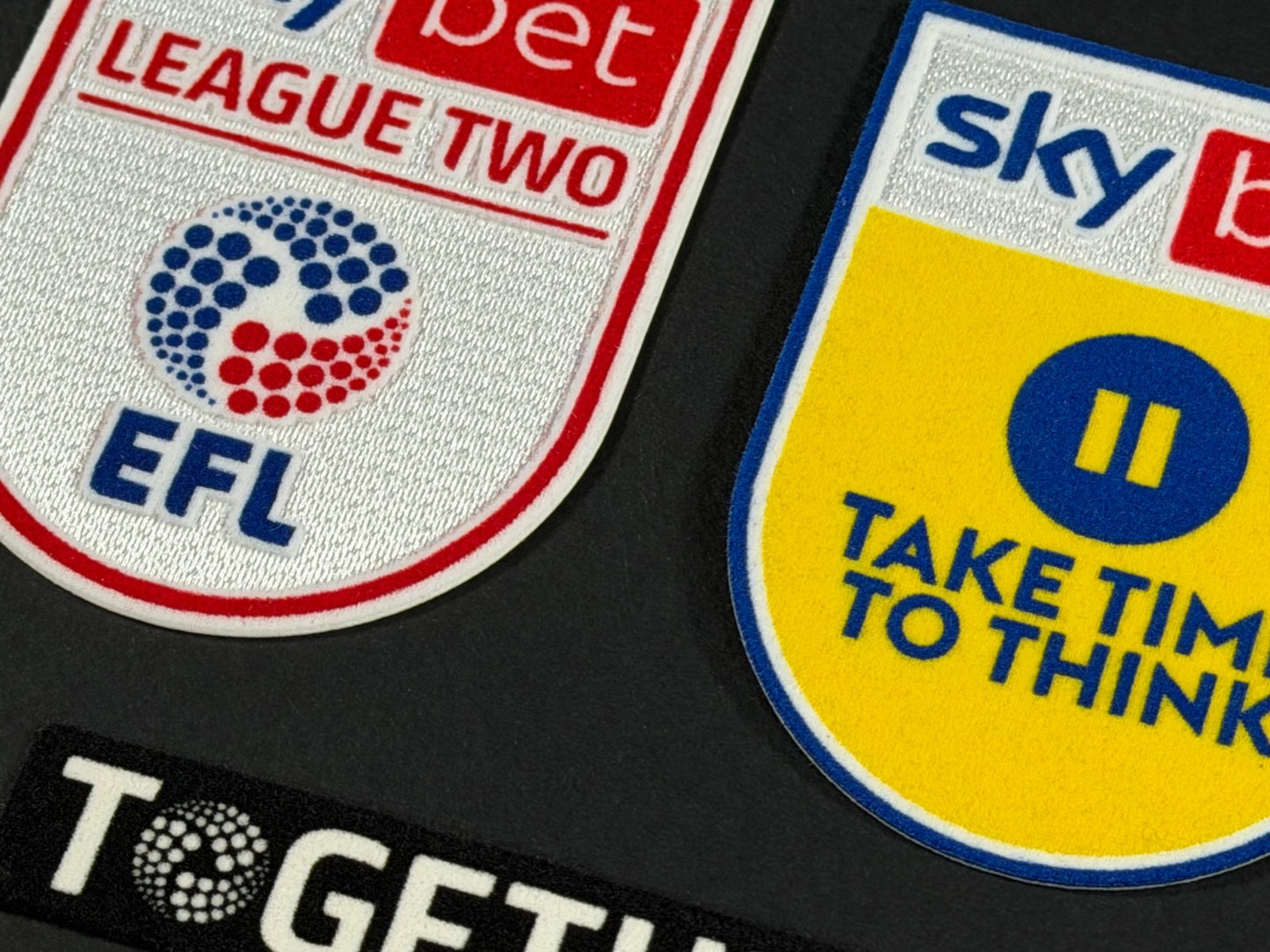 22 23 EFL SKY BET CHAMPIONSHIP OFFICIAL LEAGUE TWO SLEEVE PATCH SET