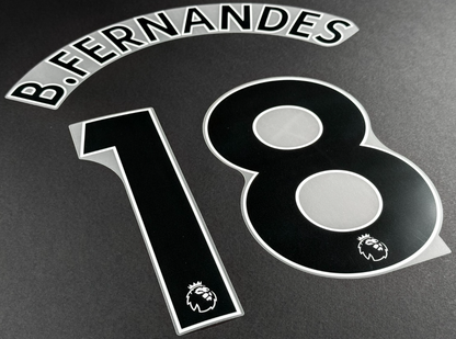 MAN UTD 19/23 B. FERNANDES 18 OFFICIAL AVERY DENNISON BLACK PLAYER SIZE NAME SET