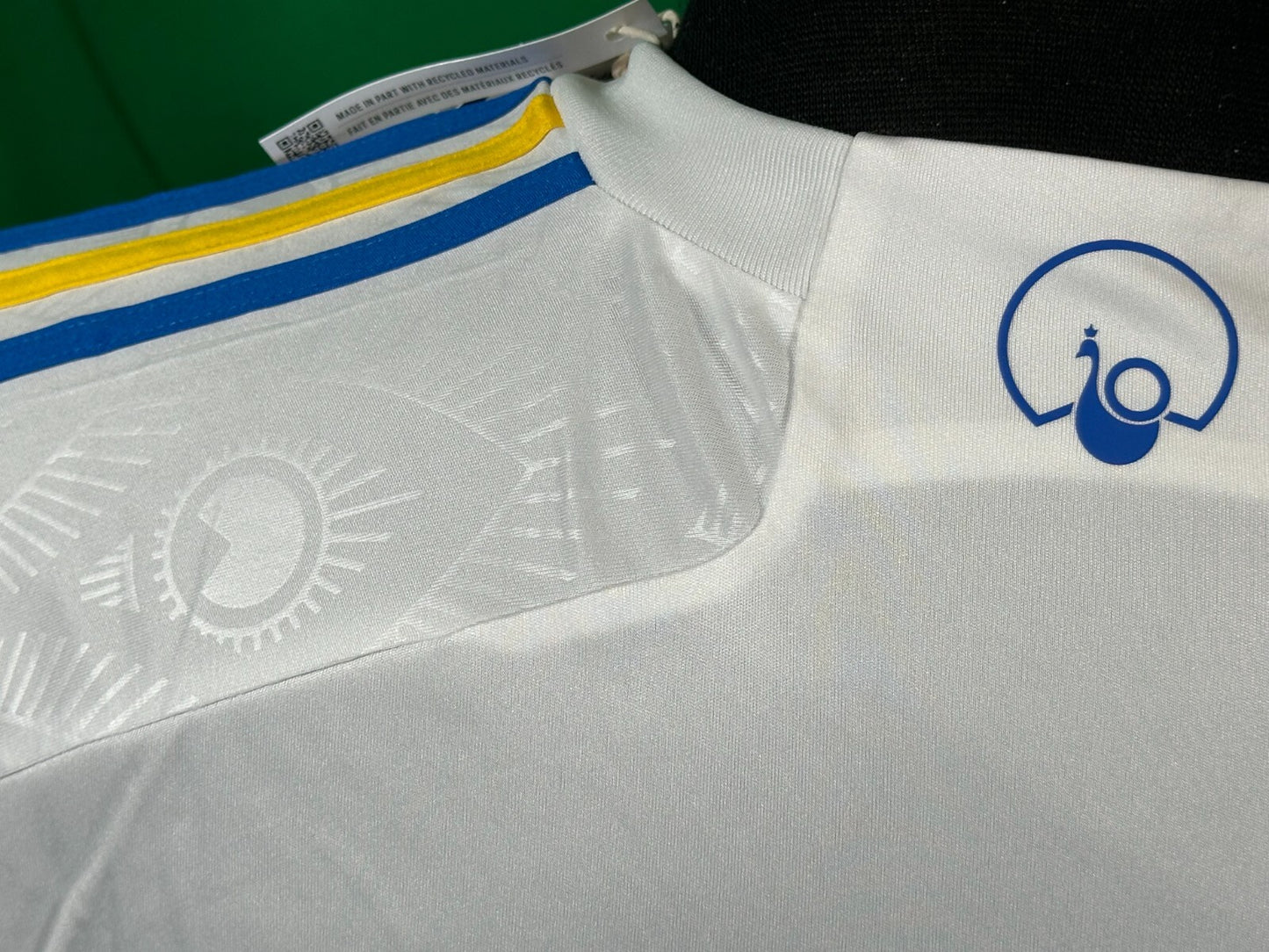 BNWT 2023 2024 LEEDS UNITED HOME WHITE ADIDAS FOOTBALL SHIRT MEN'S SMALL