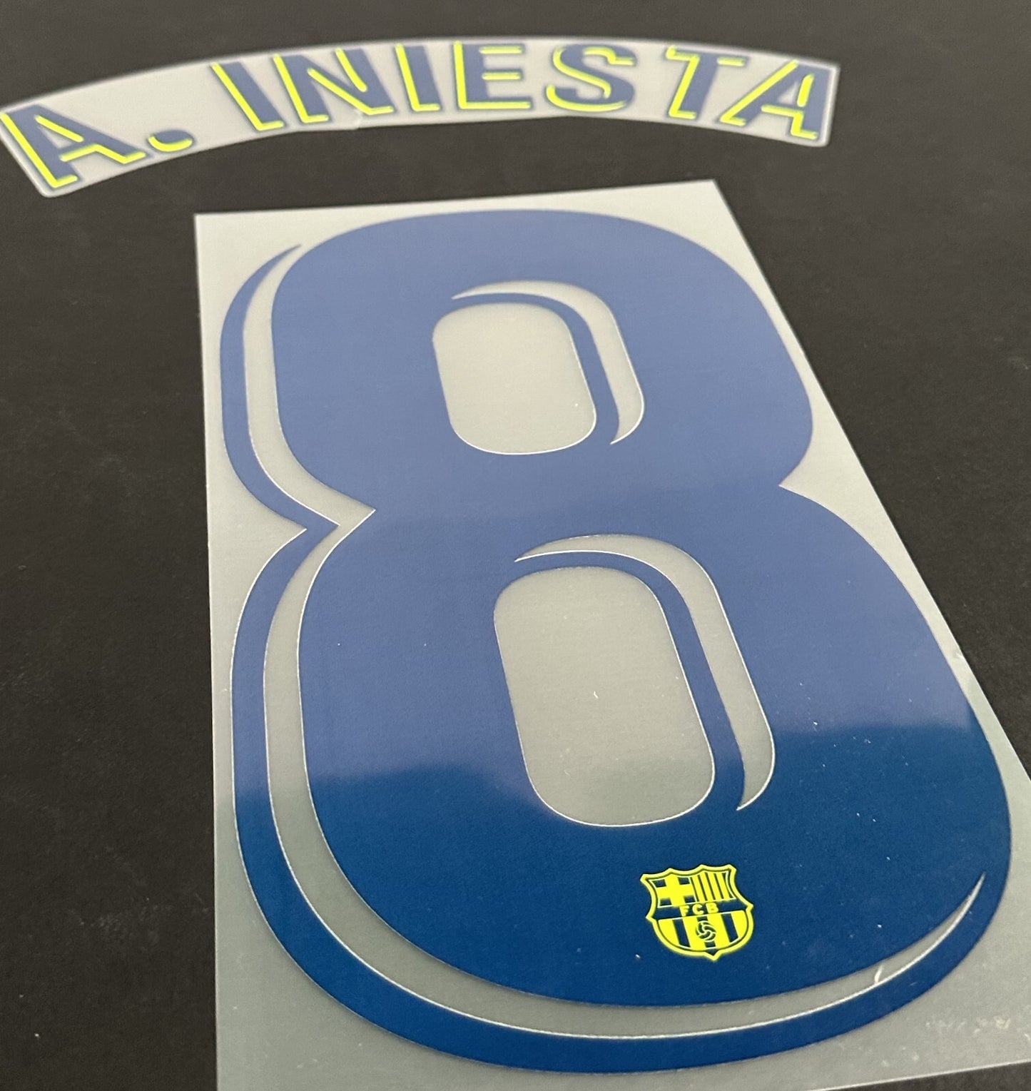 2018 2019 OFFICIAL BARCELONA A. INIESTA 8 AWAY PLAYER SIZE NAMESET