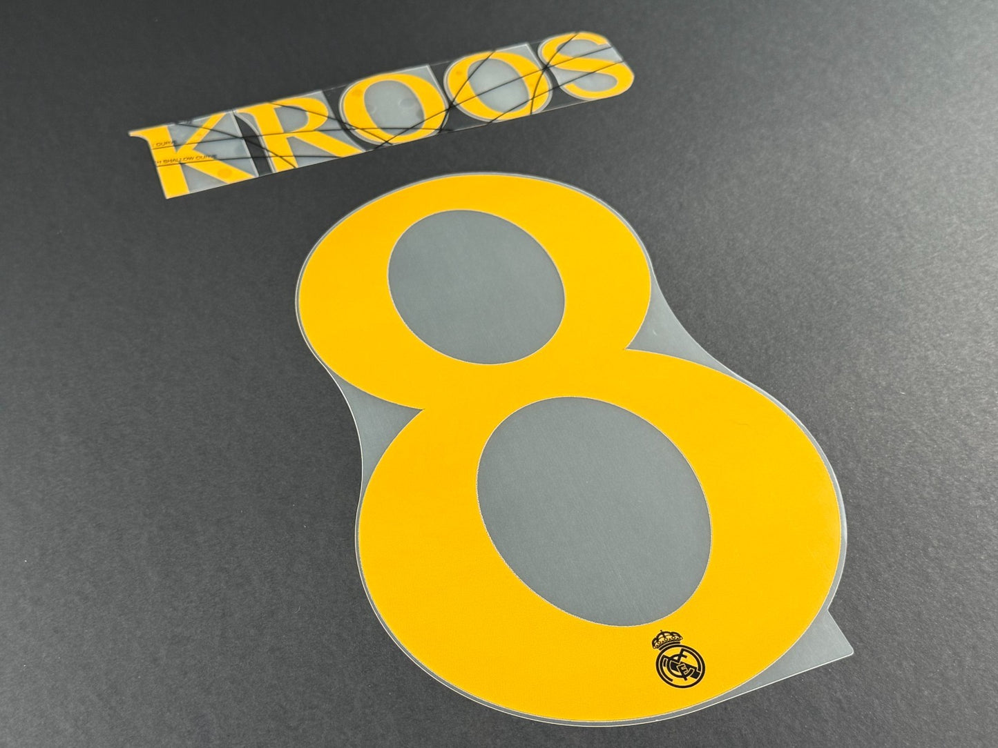 2023 2024 AVERY DENNISON REAL MADRID KROOS 8 3RD PLAYER SIZE NAMESET