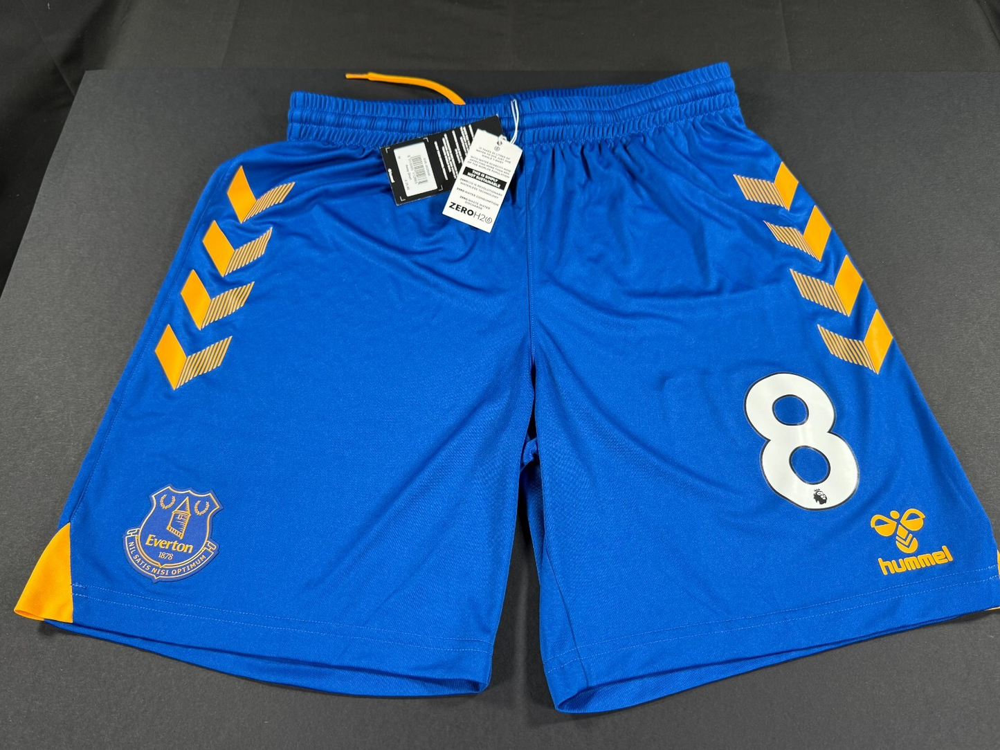 BRAND NEW 2020 2021 HUMMEL EVERTON AWAY FOOTBALL SHORTS #8 MENS MEDIUM