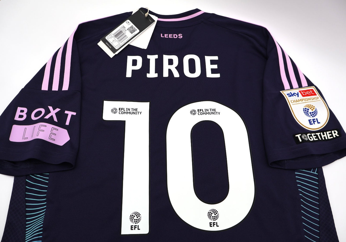 BNWT ADIDAS 2024 2025 LEEDS UNITED THIRD PIROE 10 + PATCHES SHIRT MENS MEDIUM