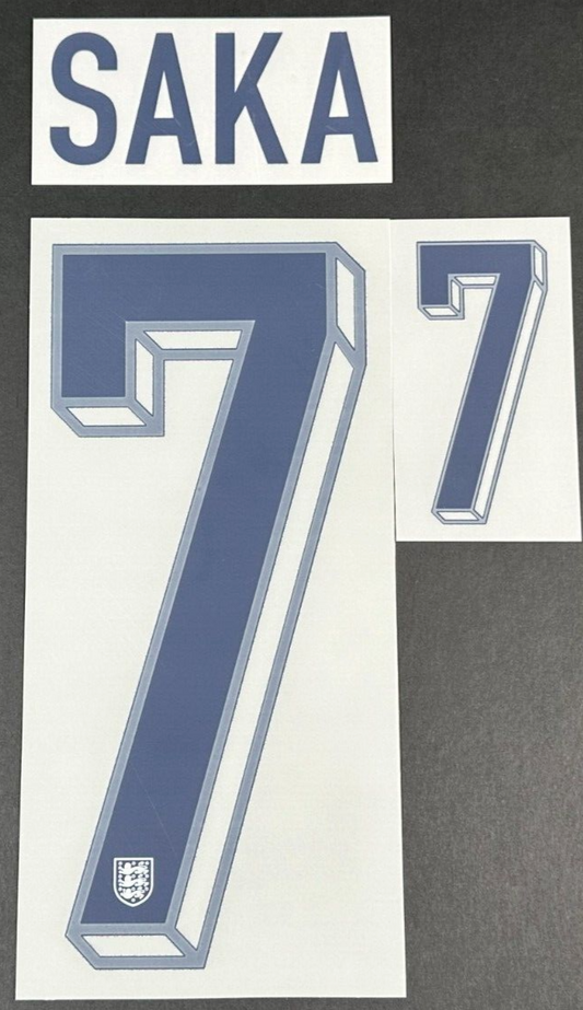 ENGLAND 2024-2025 OFFICIAL SPORTING ID SAKA 7 HOME PLAYER SIZE NAMESET