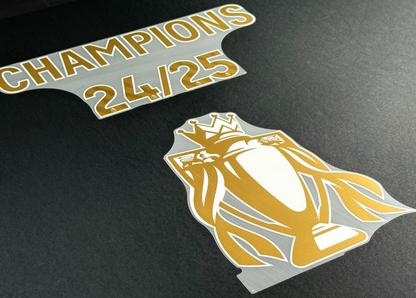 LIVERPOOL CHAMPIONS 24/25 + TROPHY GOLD OFFICIAL AVERY DENNISON