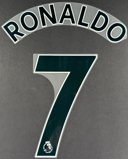 MAN UTD 2021 2022 RONALDO 7 OFFICIAL AVERY DENNISON BLACK PLAYER SIZE NAME SET