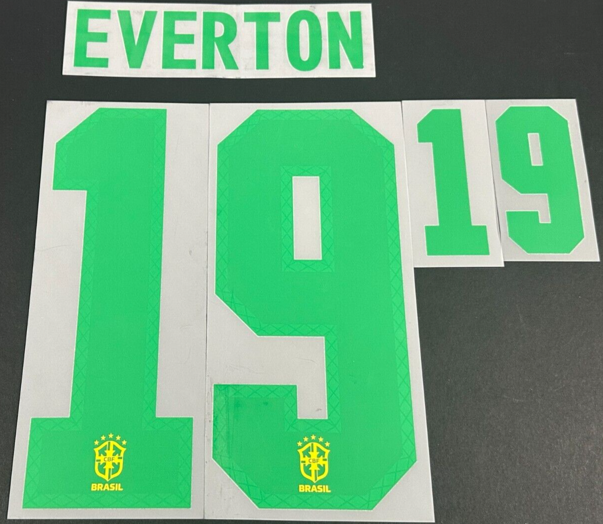 BRAZIL 2020 2021 OFFICIAL EVERTON 19 HOME PLAYER SIZE NAMESET - 260MM