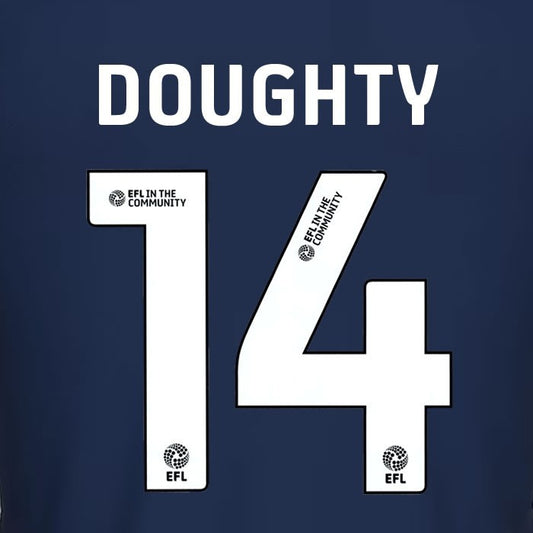 25 26 MILLWALL DOUGHTY 14 OFFICIAL WHITE HOME PLAYER SIZE NAME SET 230MM