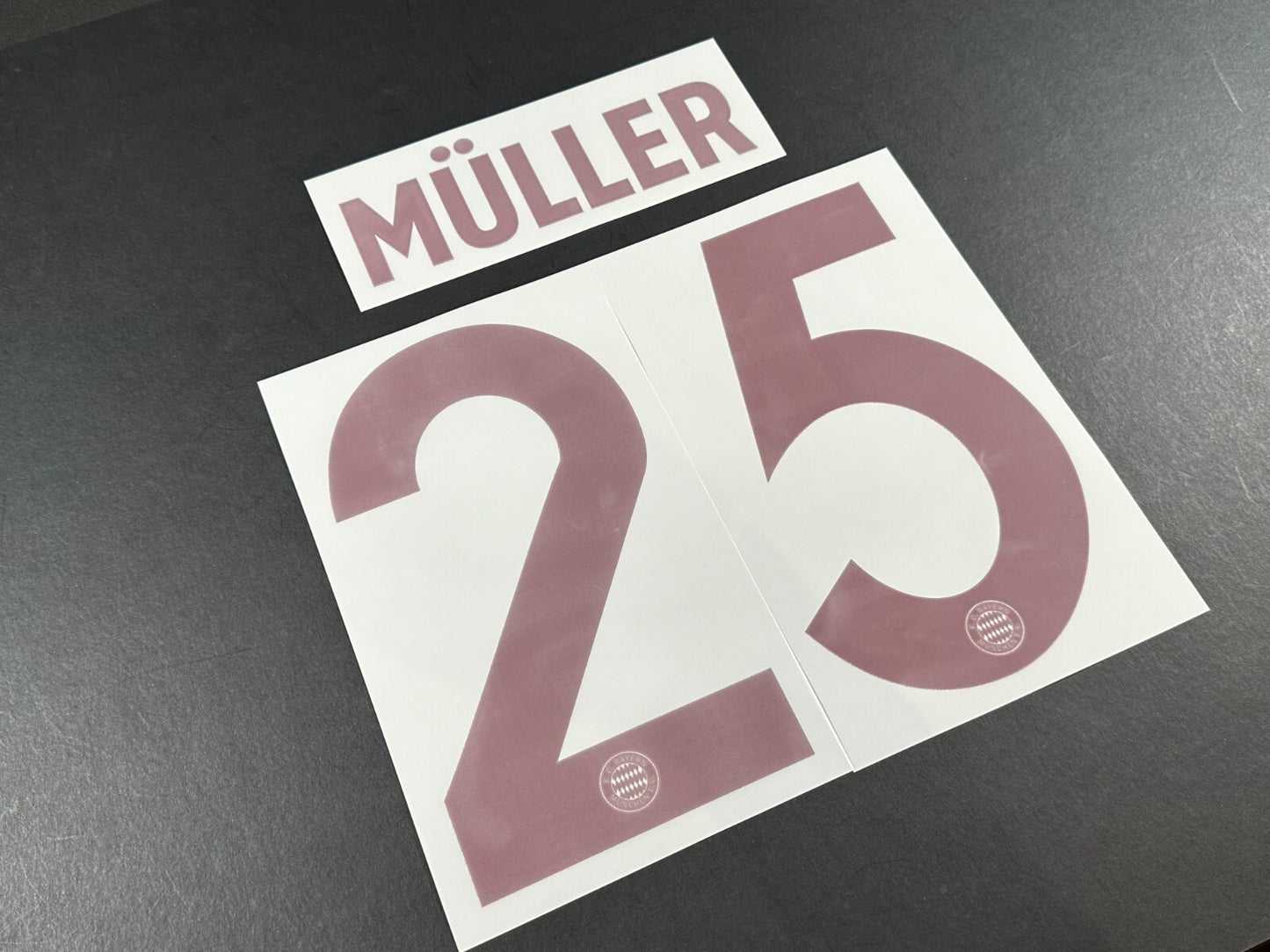 2024 2025 OFFICIAL BAYERN MULLER 25 THIRD 3RD UCL RED PLAYER SIZE NAMESET
