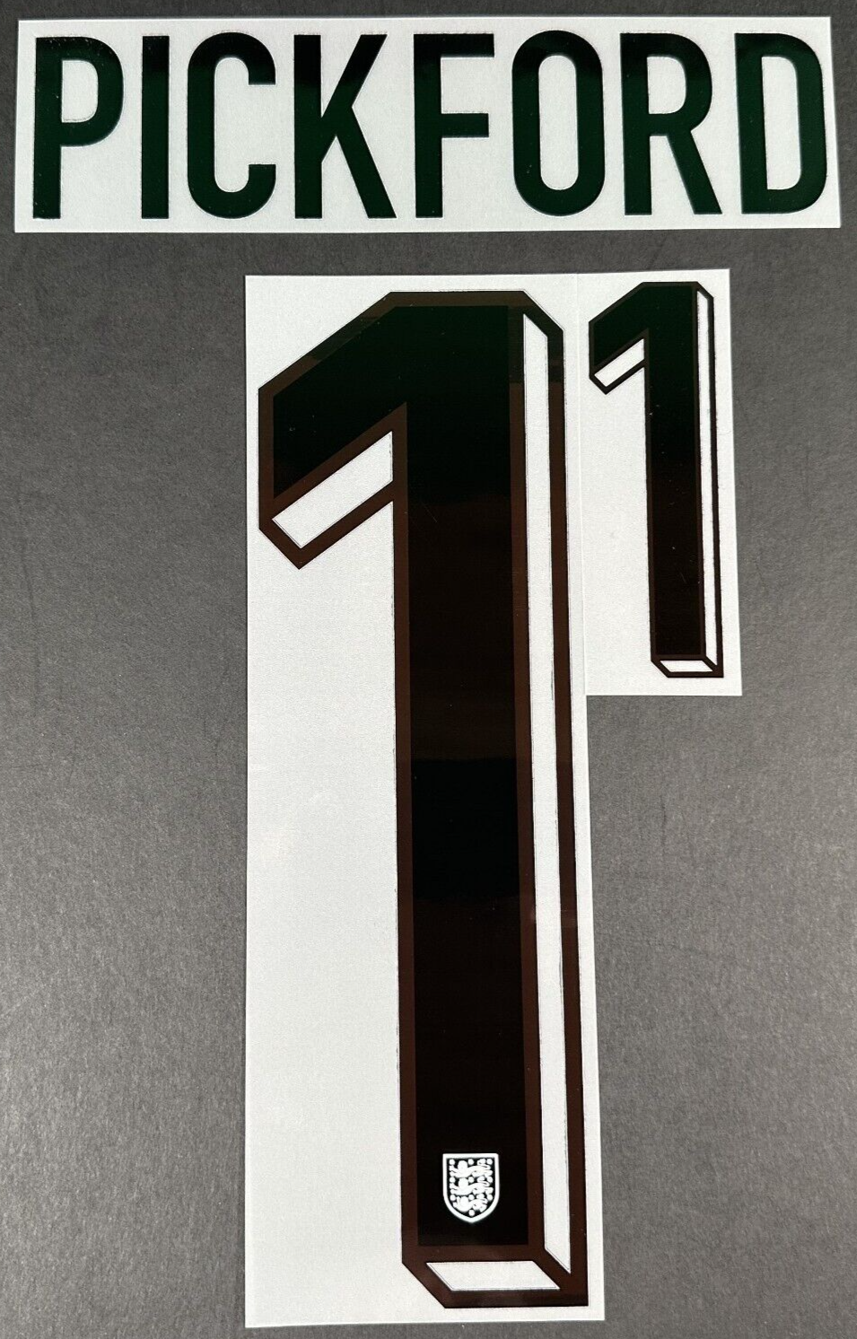 ENGLAND 2024-2025 OFFICIAL SPORTING ID PICKFORD 1 HOME PLAYER SIZE NAME SET