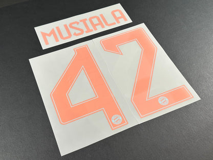 2024 2025 OFFICIAL BAYERN MUSIALA 42 AWAY GOLD PLAYER SIZE NAMESET