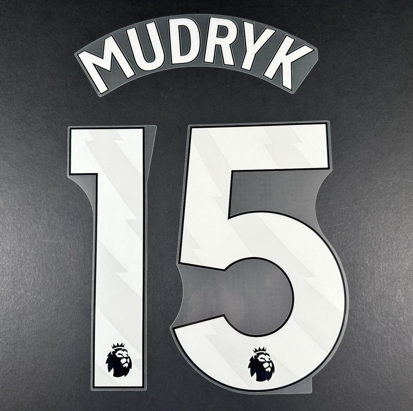 CHELSEA 2024 2025 MUDRYK 15 OFFICIAL AVERY DENNISON WHITE PLAYER SIZE NAME SET