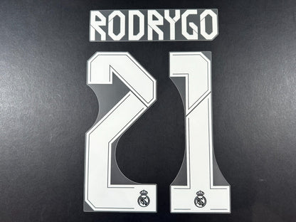 2021 2022 REAL MADRID RODRYGO 21 WHITE AWAY 3RD PLAYER SIZE NAMESET