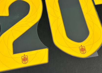 SPAIN 2024 2025 OFFICIAL AVERY DENNISON PEDRI 20 HOME PLAYER SIZE NAMESET