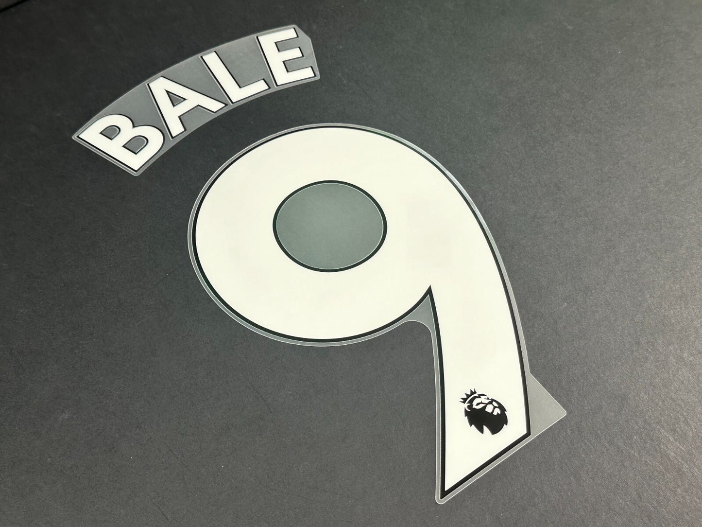 TOTTENHAM 2019-23 BALE 9 OFFICIAL AVERY DENNISON WHITEPLAYER SIZE NAMESET