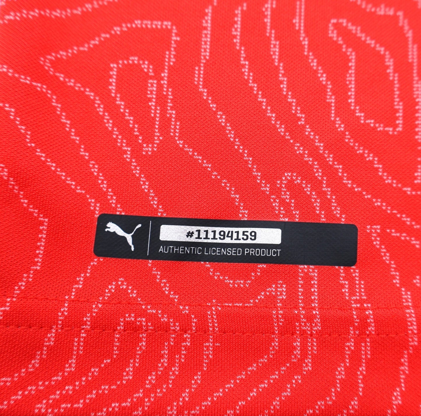 BNWT PUMA 2018 SWITZERLAND HOME SHIRT FREULER 8 MEN'S SMALL