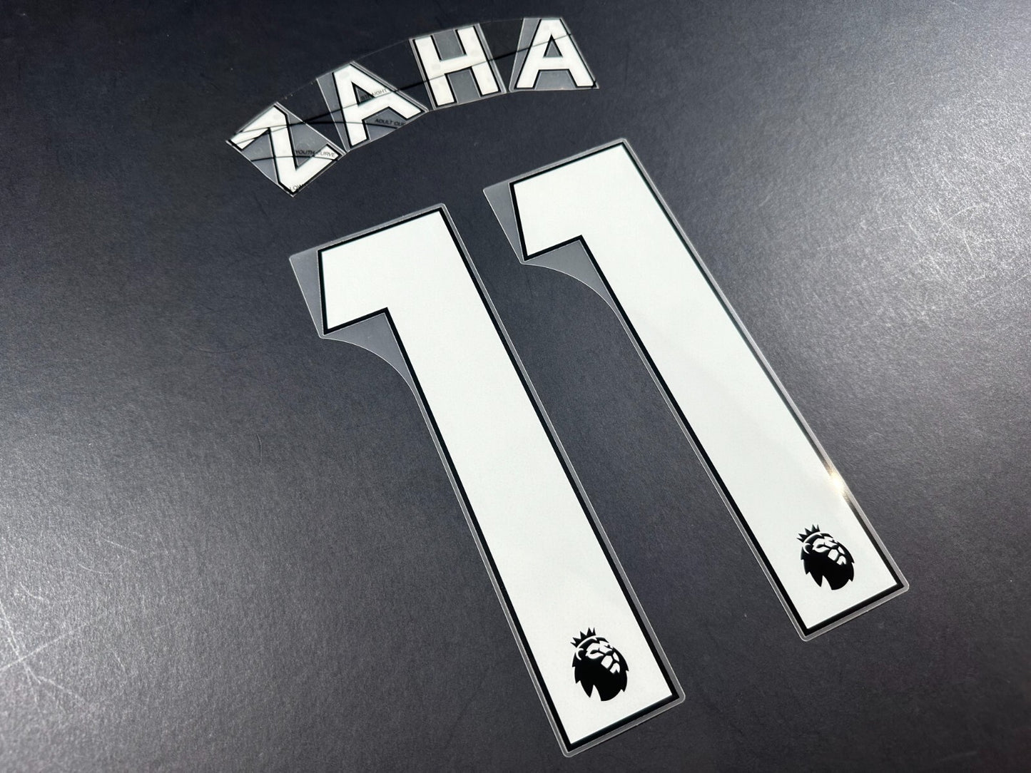 2022 2023 OFFICIAL CRYSTAL PALACE 11 WHITE HOME PLAYER SIZE NAMESET