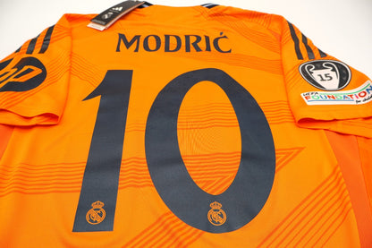 BNWT 24 25 REAL MADRID ADIDAS AUTHENTIC AWAY SHIRT MODRIC' 10 + PATCHES SMALL