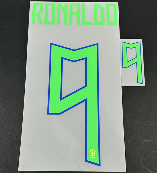 BRAZIL 2022 2023 OFFICIAL RONALDO 9 HOME PLAYER SIZE NAMESET