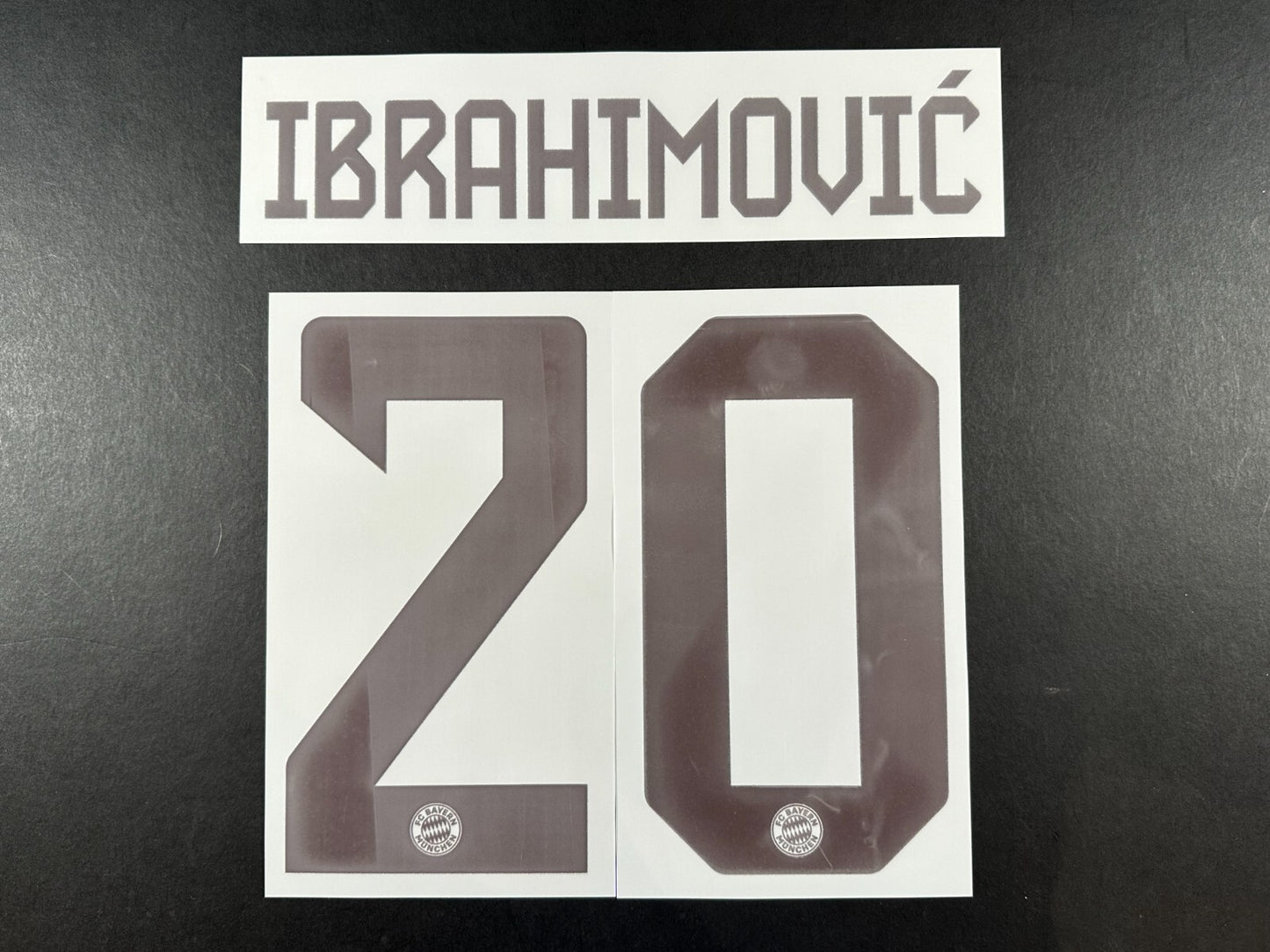 2024 2025 OFFICIAL BAYERN IBRAHIMOVIC 20 HOME DARK RED PLAYER SIZE NAMESET