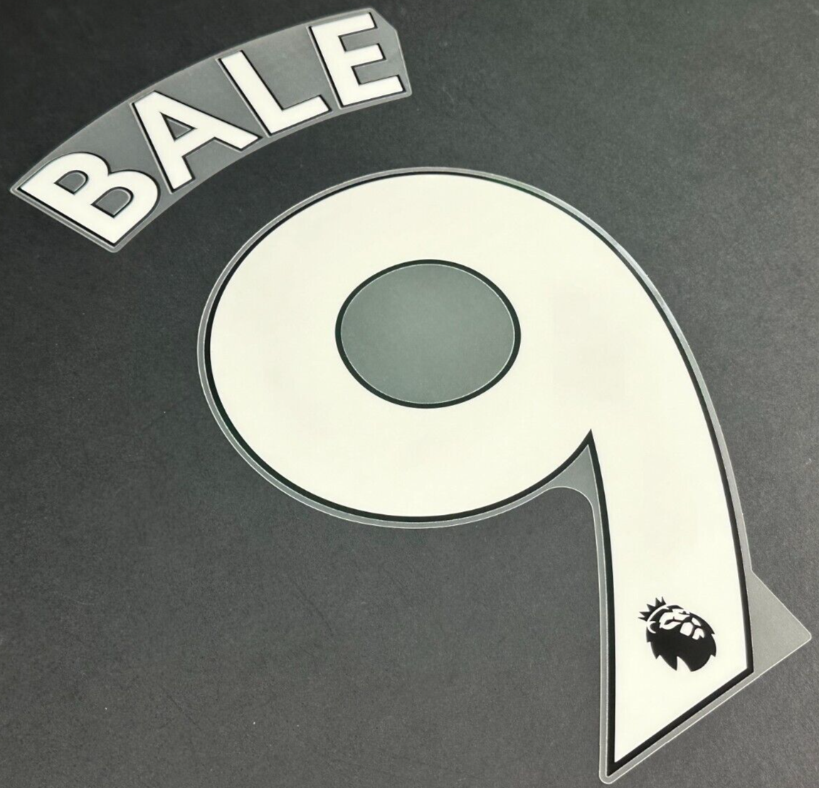 TOTTENHAM 19-23 BALE 9 OFFICIAL AVERY DENNISON WHITE PLAYER SIZE NAME SET