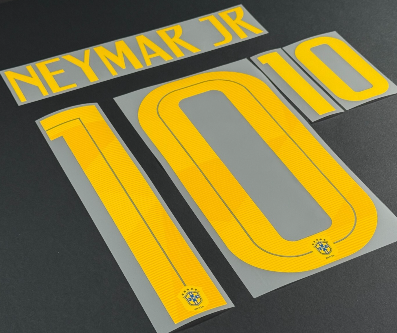 BRAZIL 2018 WORLD CUP OFFICIAL NEYMAR JR 10 AWAY PLAYER SIZE NAMESET 255MM