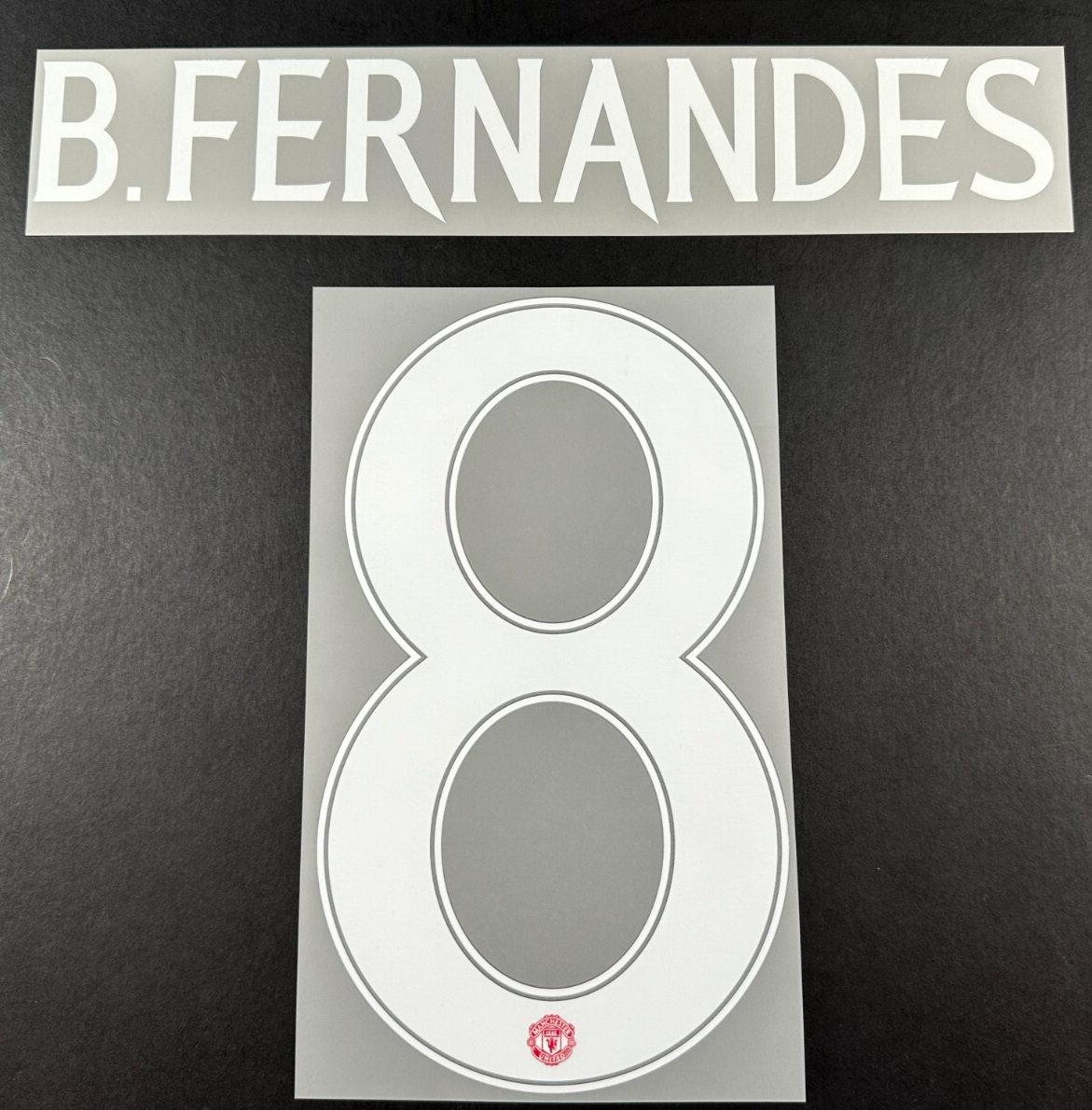 2024 2025 OFFICIAL MAN UNITED B. FERNANDES 8 CUP PLAYER SIZE NAMESET