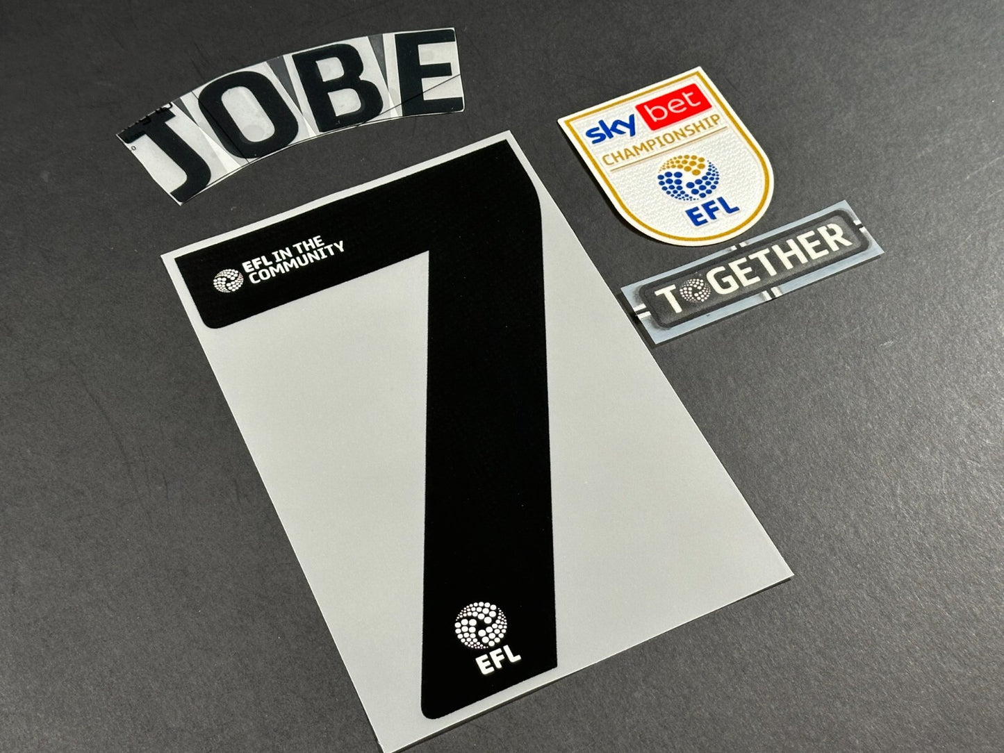 SUNDERLAND 2024 2025 JOBE 7 + PATCHES OFFICIAL BLACK HOME PLAYER SIZE NAME SET