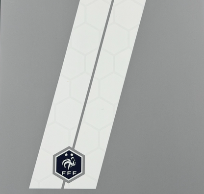 FRANCE 2020 2021 OFFICIAL GRIEZMANN 7 HOME PLAYER SIZE NAMESET 2 STAR